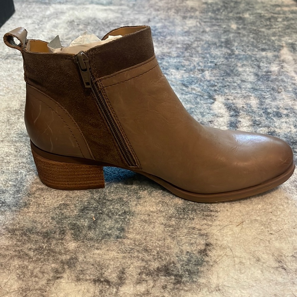 Korks Thyone size 8
